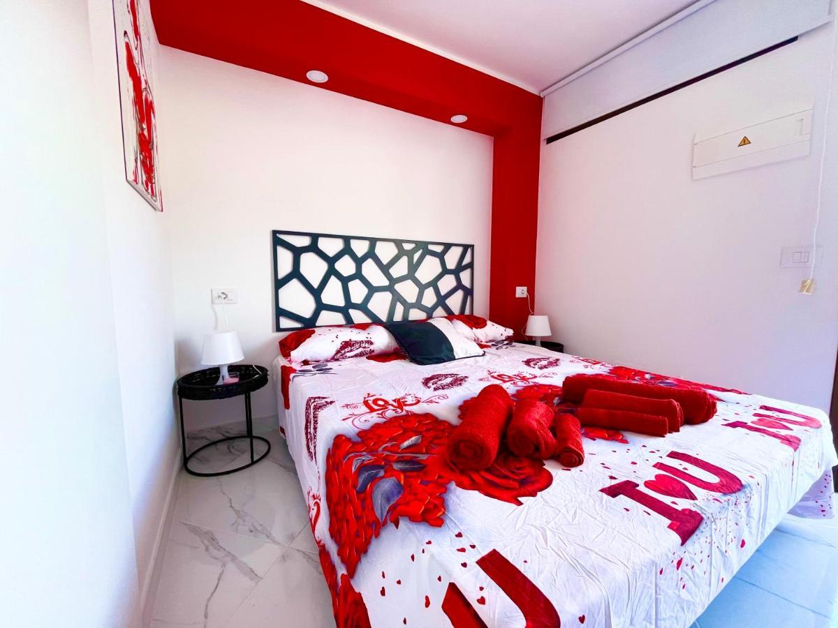 Miss Flora Olympia Apartment Playa de las Americas  Luaran gambar
