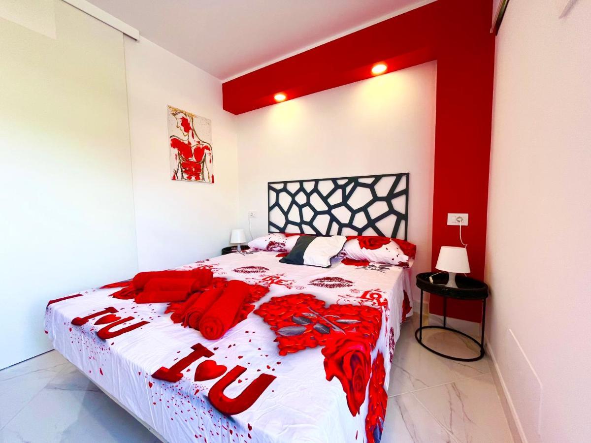 Miss Flora Olympia Apartment Playa de las Americas  Luaran gambar